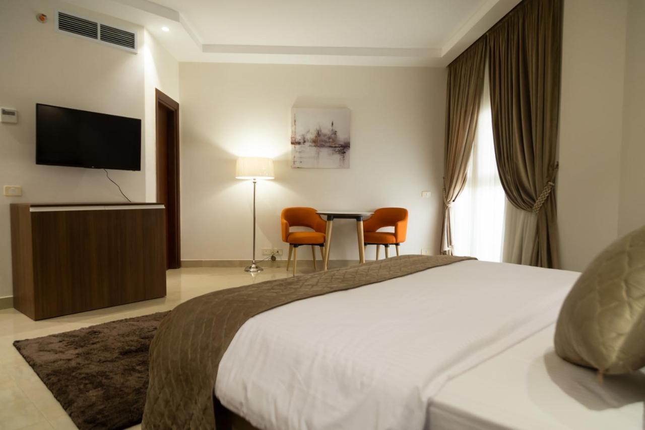Diamond Land Hotel Madinat Al Ashir min Ramadan Esterno foto