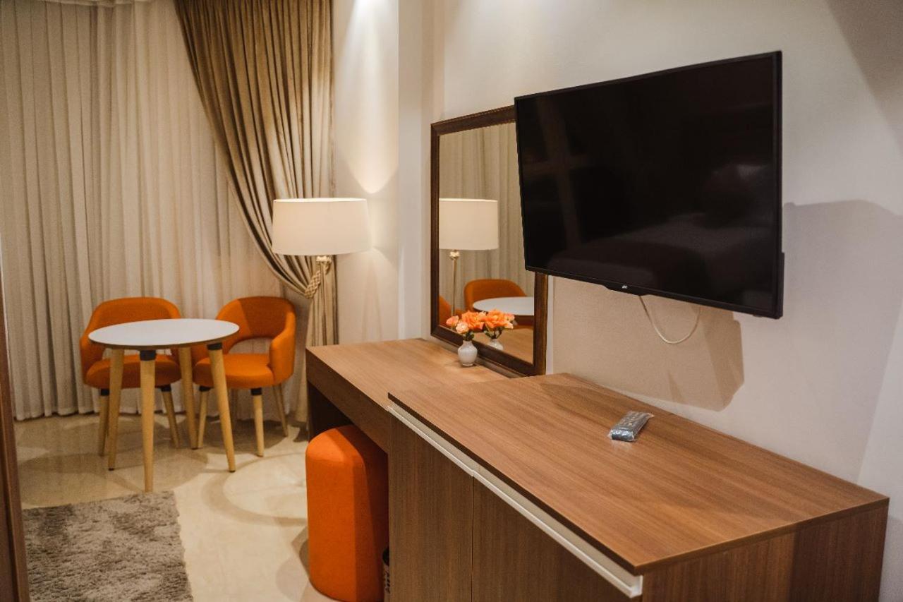 Diamond Land Hotel Madinat Al Ashir min Ramadan Esterno foto